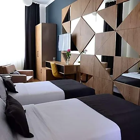 فندق Comfort Center 2*