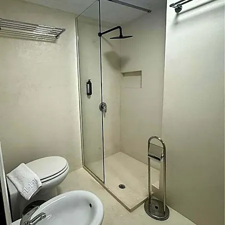 Comfort Center Hotel Tirana