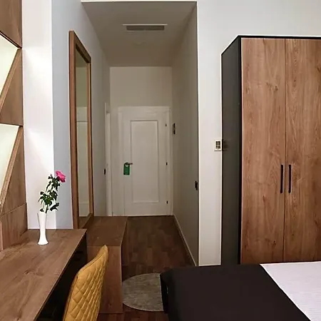Comfort Center Hotel 2*