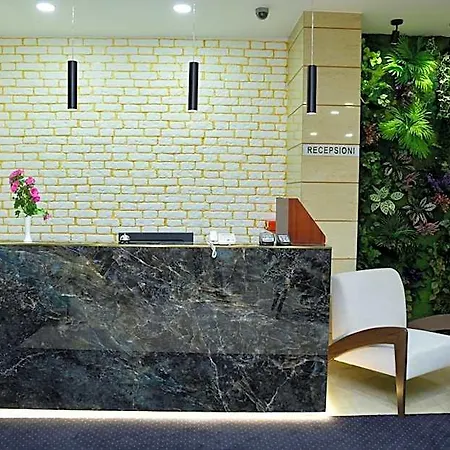 Comfort Center Hotel Tirana