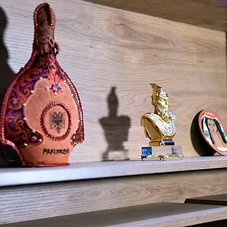 Comfort Center فندق تيرانا